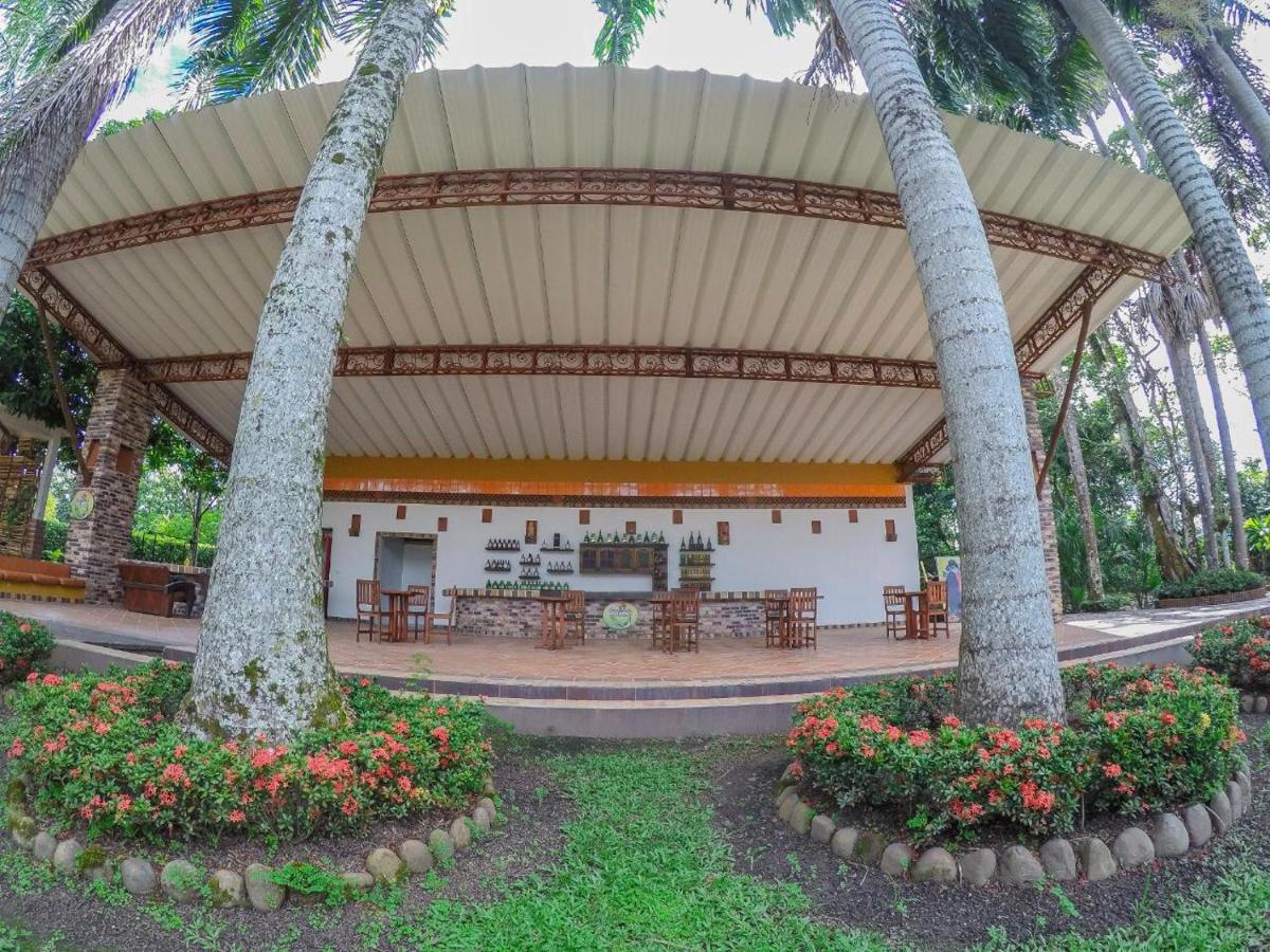 Hotel Hacienda Gualanday Apiay Buitenkant foto