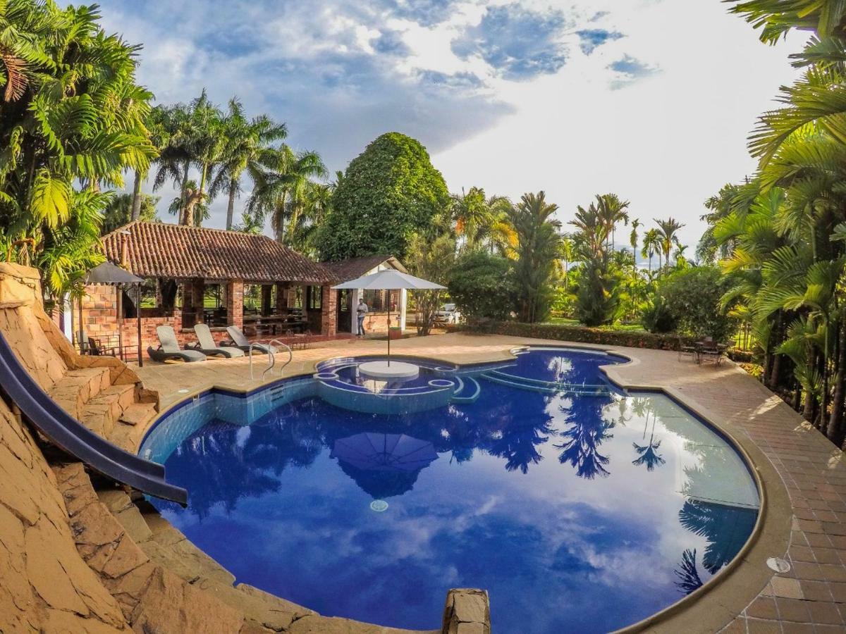 Hotel Hacienda Gualanday Apiay Buitenkant foto