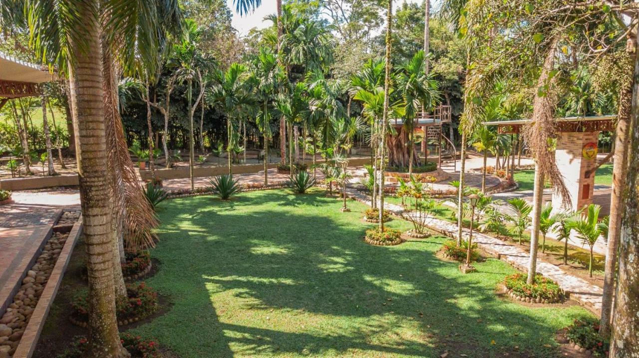 Hotel Hacienda Gualanday Apiay Buitenkant foto